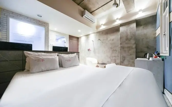 Oda (Special room (high-end PC Netflix/Wav)