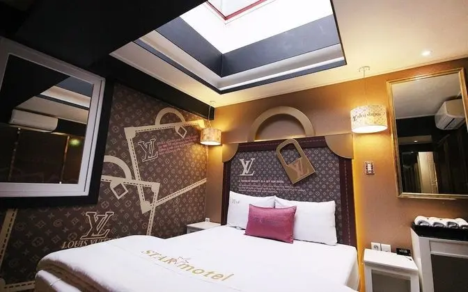 Oda (Premium sky view)