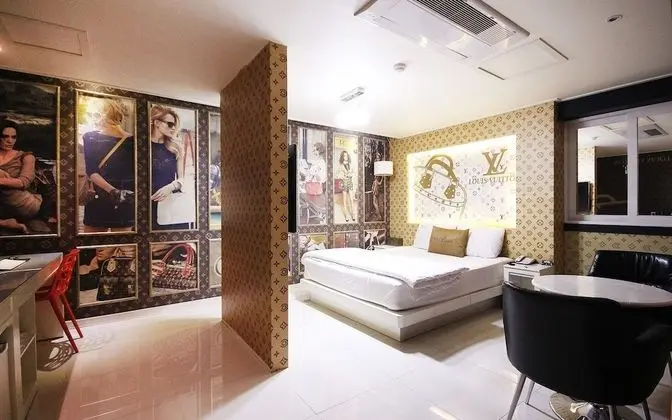 Oda (Premium sky view)