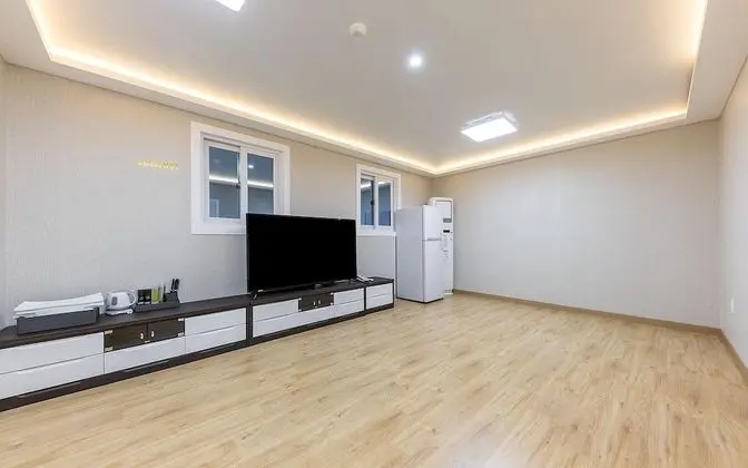 Oda (Family Ondol (Free Netflix available))