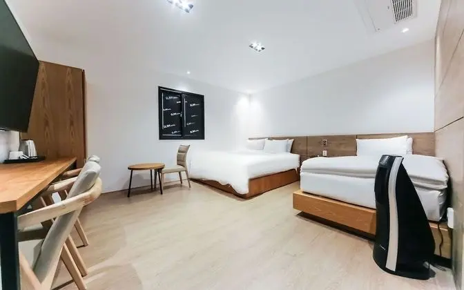 Oda (DELUXE Twin (Deluxe Twin Netflix Free)