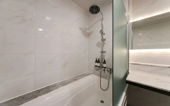 Oda (VIP twin (free use of Netflix))