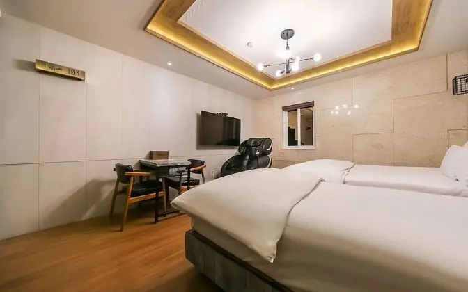 Oda (Suite (1room 1parking 2:30h))