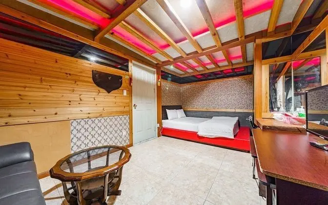 Oda (Special Room)