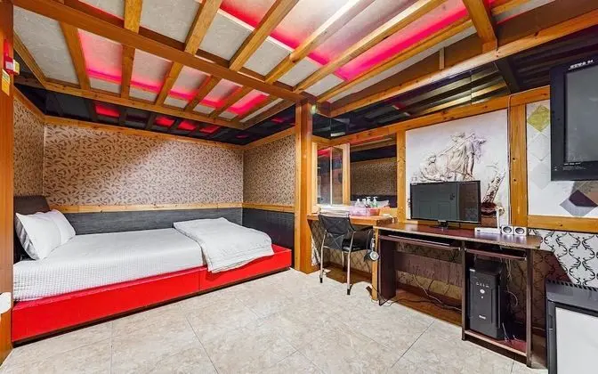 Oda (Special Room)