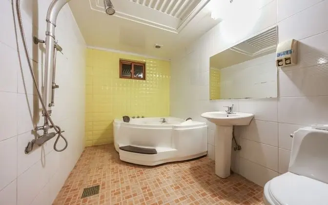 Oda (VIP (2room family room))