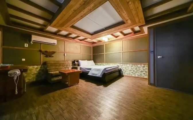 Oda (VIP (2room family room))