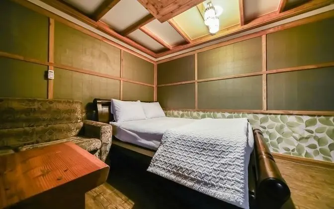 Oda (VIP (2room family room))