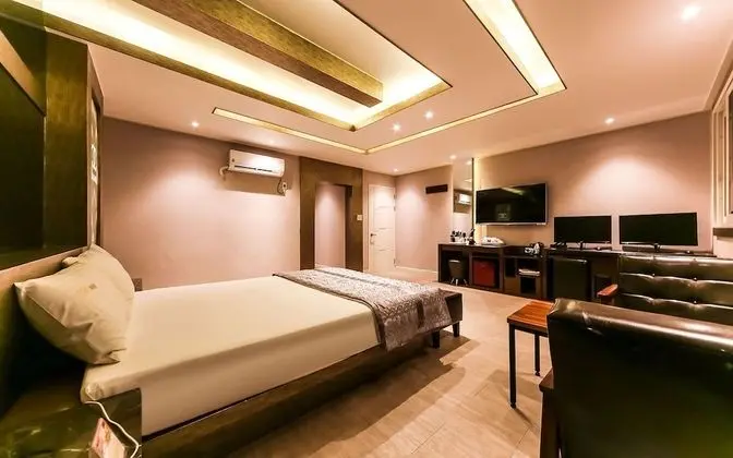 Oda (Special Room)