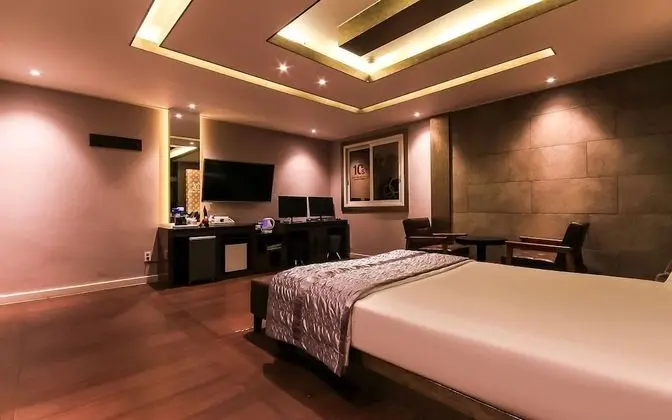 Oda (Special Room)