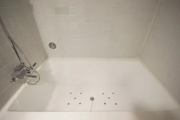 Oda (Suite (Whirlpool couple spa massage c)