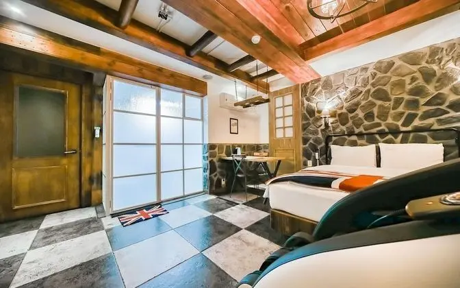 Oda (Suite (Whirlpool couple spa massage c)