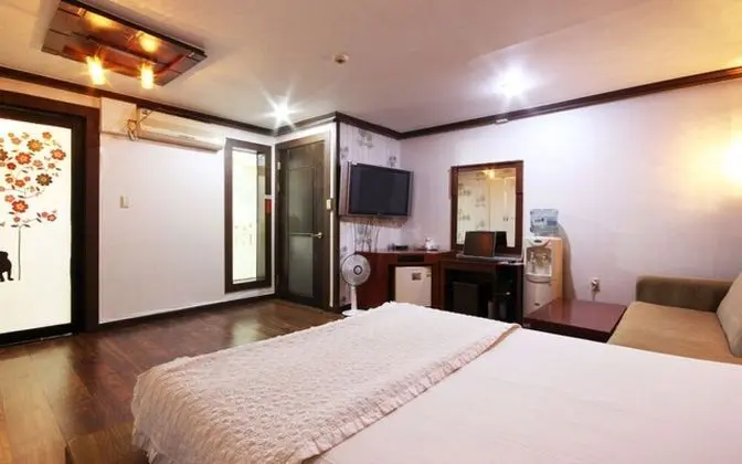 Oda (Special Room)