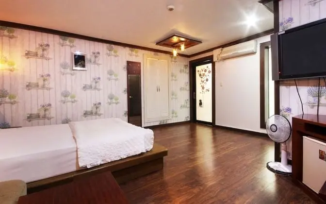 Oda (Special Room)