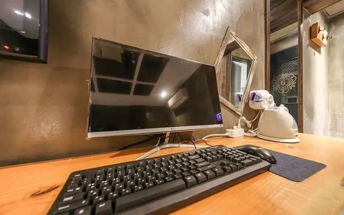 Oda (Premium Double (Netflix & Wave viewin)