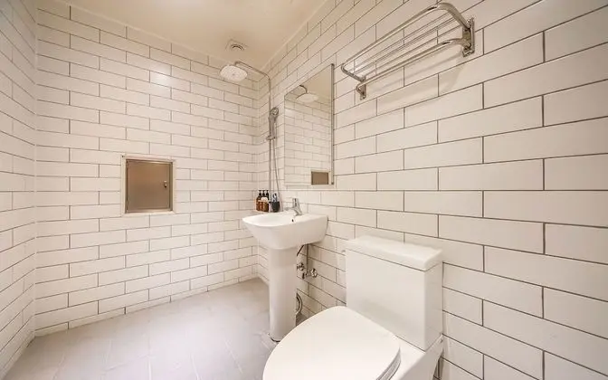 Oda (Suite Double (Netflix & Wave viewing )