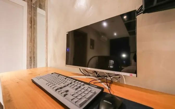 Oda (Suite Double (Netflix & Wave viewing )