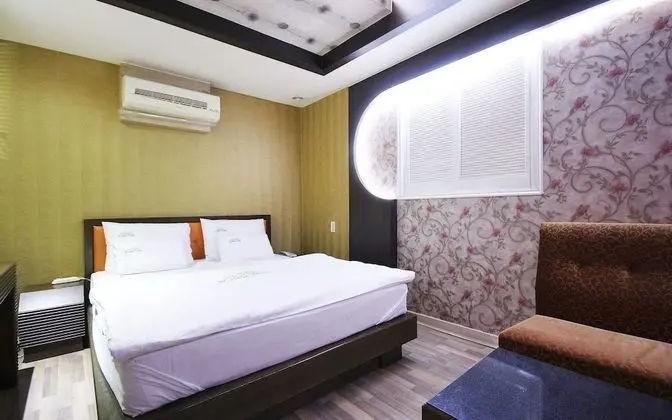Oda (Semi-Suite Room [Room Random Assignme)