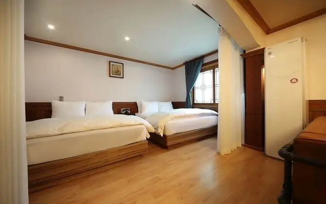 Oda (Complimentary breakfast in suites (wi)