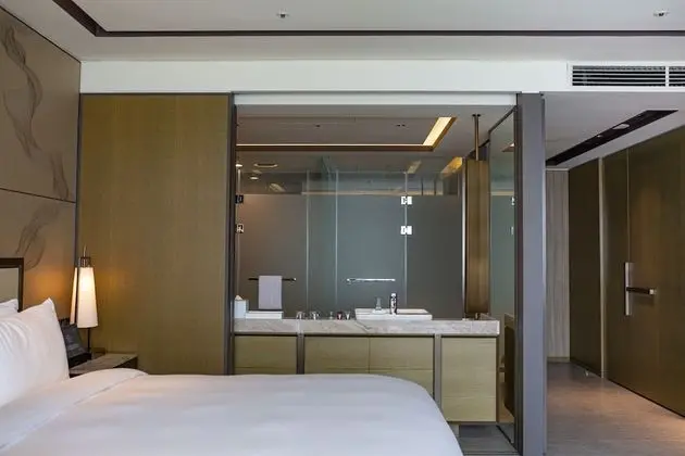 Premium Oda, 1 En Büyük (King) Boy Yatak, Sigara İçilmez (Premium Deluxe Room)