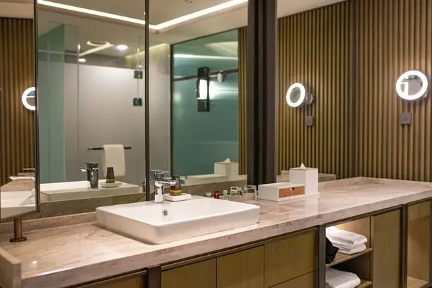 Premium Oda, 1 En Büyük (King) Boy Yatak, Sigara İçilmez (Premium Deluxe Room)