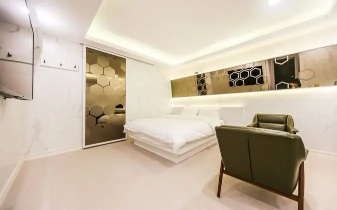 Oda (Suite room (1 vehicle per room))