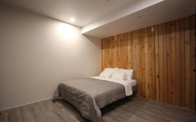 Oda (1 vehicle per room A (motorized bed))