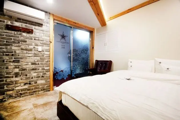 Oda (1 vehicle per room A (motorized bed))