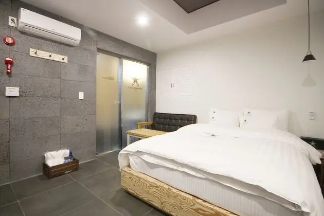 Oda (1 vehicle per room A (motorized bed))