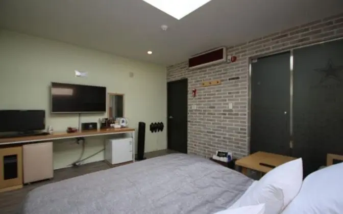 Oda (1 vehicle per room A (motorized bed))