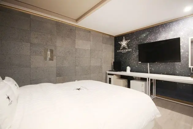 Oda (Party Room B / Double room (terrace /)