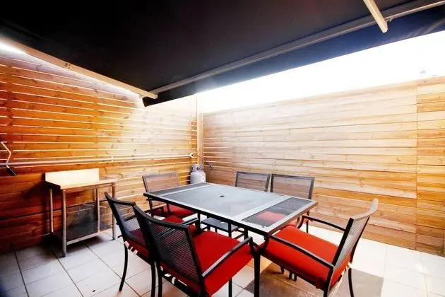 Oda (Party Room B / Double room (terrace /)