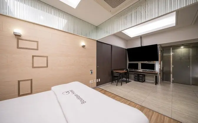 Oda (Junior Suite (i5 GTX1660 high-spec co)