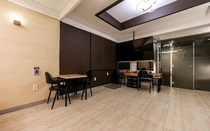 Oda (Junior Suite (i5 GTX1660 high-spec co)
