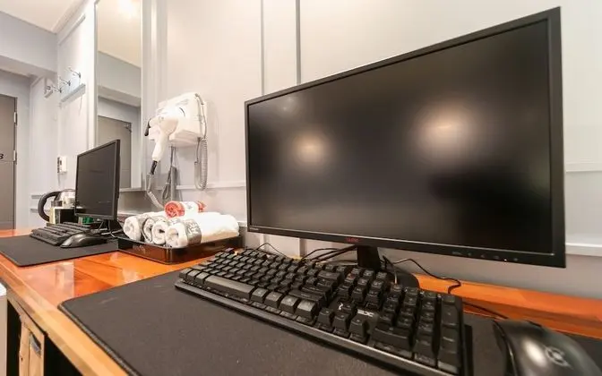 Oda (High specification couple PC room (op)
