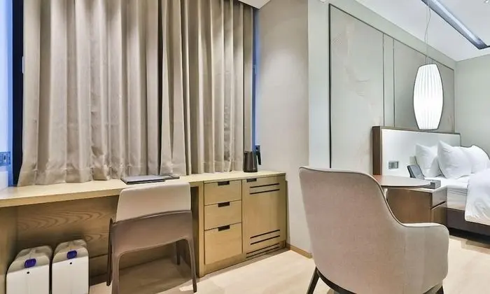 Deluxe Tek Büyük Yataklı Oda