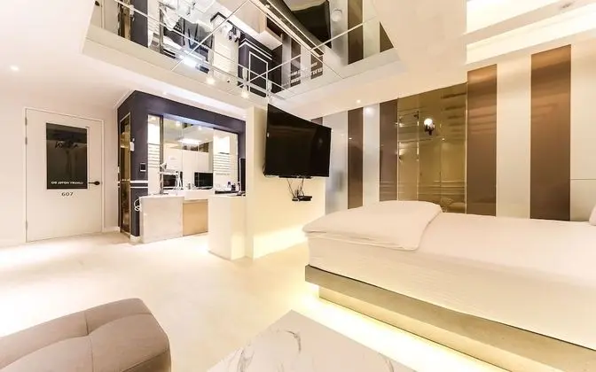 Oda (Deluxe (Netflix available))