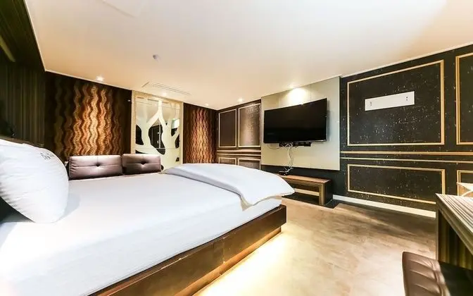 Oda (VIP (Netflix viewing available))