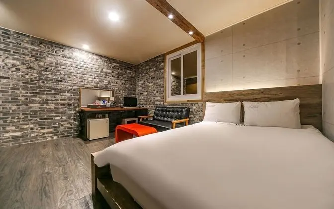 Oda (Deluxe (Netflix available))