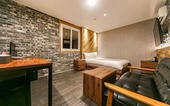 Oda (Deluxe (Netflix available))