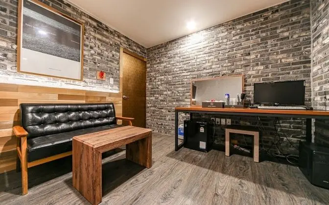 Oda (Deluxe (Netflix available))