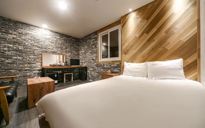 Oda (Deluxe (Netflix available))