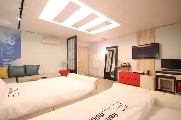 Oda (Suite Twin (Netflix available))