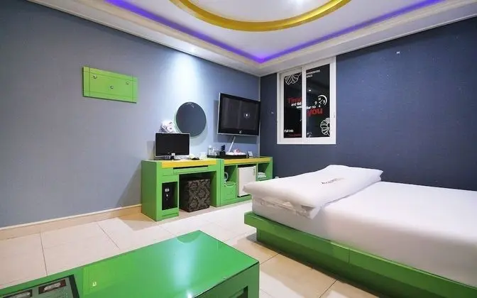 Oda (Deluxe (Netflix installation))