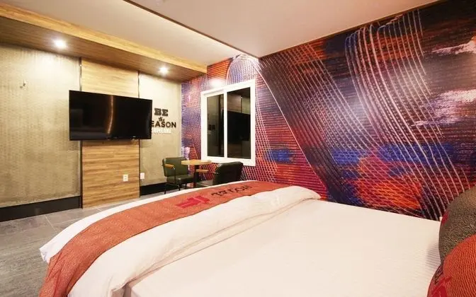 Oda (Standard (Netflix available Spa))