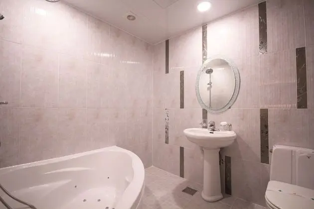 Oda (Standard (Netflix viewing available g)