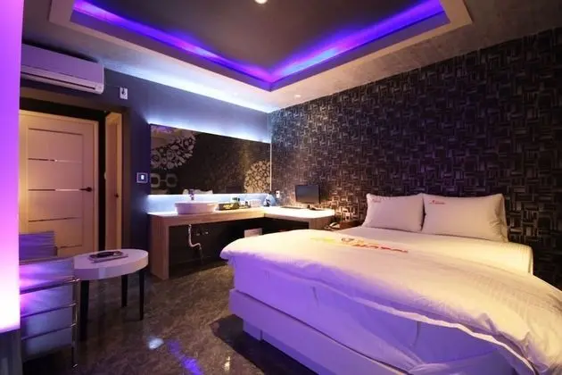 Oda (Standard (Netflix viewing available g)