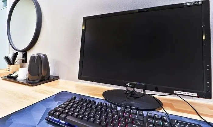 Business Tek Büyük Yataklı Oda