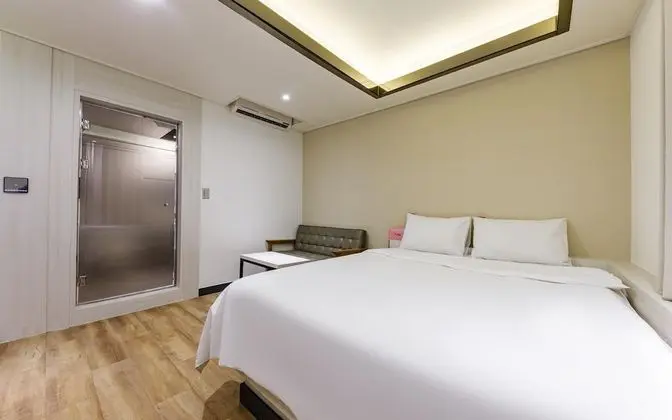 Oda (Standard (Netflix Available Comfy Mat)