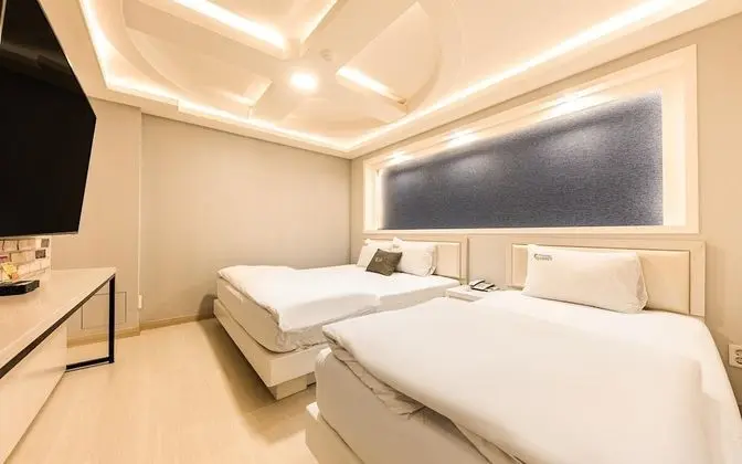 Oda (Suite Twin Room - Breakfast Included )